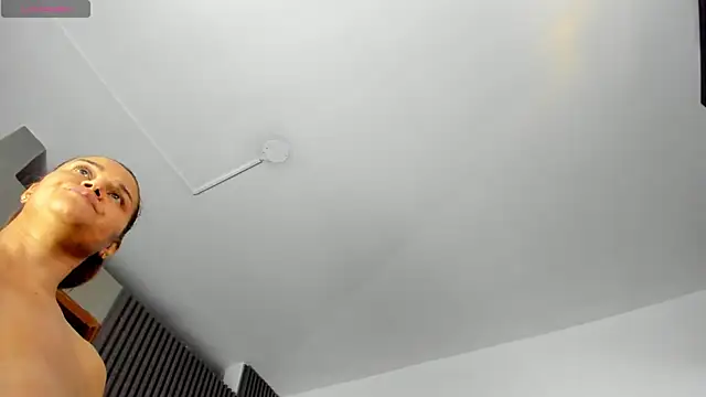 Sinthia Collins online show from 6, 3, 2025