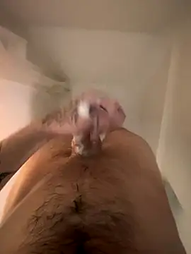 Snapshot of ThatTattooedGuy chatting on 18, 12, 2025 ThatTattooedGuy online show from 18, 12, 2025