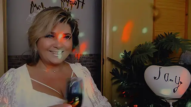 Snapshot of Malena_Mi chatting on 11, 1, 2026 Malena Mi online show from 11, 1, 2026