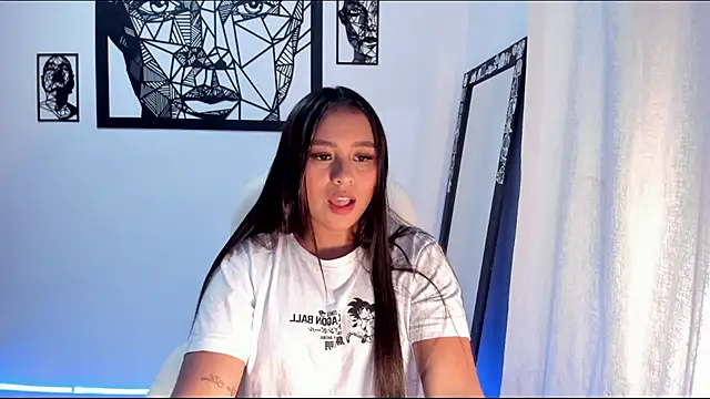 Ciara8 online show from 1, 3, 2025