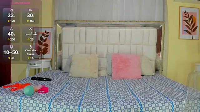 Snapshot of AlmaSean chatting on 15, 3, 2025 AlmaSean online show from 15, 3, 2025