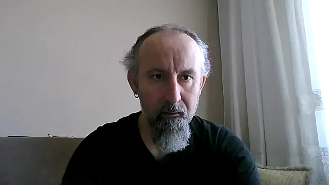 Snapshot of BuckWessle chatting on 29, 4, 2026 BuckWessle online show from 29, 4, 2026