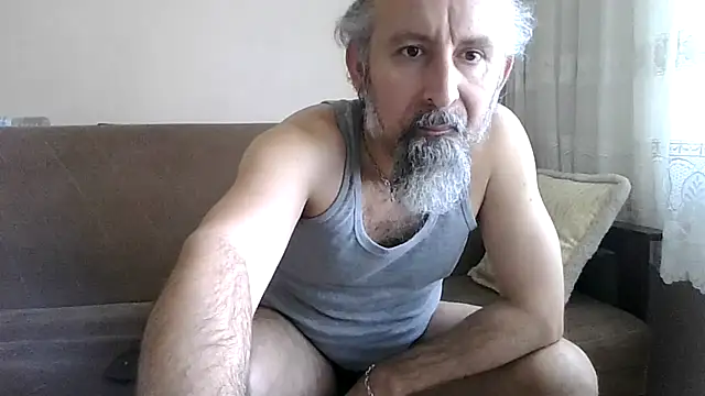 Snapshot of BuckWessle chatting on 25, 5, 2026 BuckWessle online show from 25, 5, 2026