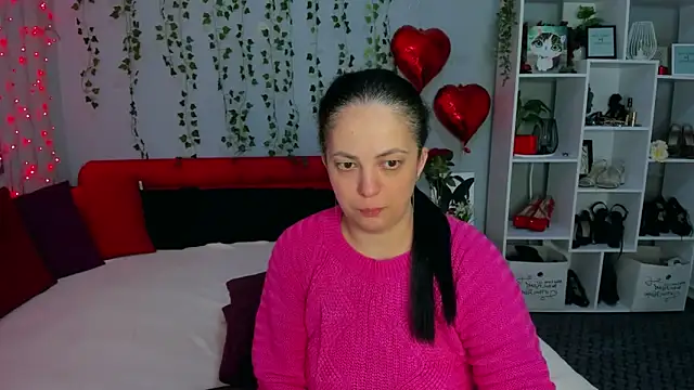 DarlingMilf online show from 12, 4, 2026