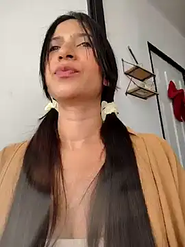 lady-rosse online show from 17, 12, 2024