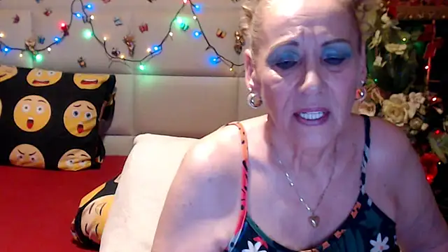 Snapshot of HappyWomanOn chatting on 16, 7, 2026 HappyWomanOn online show from 16, 7, 2026