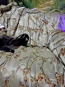 Hotredheadandtoungelasher online show from 25, 12, 2024