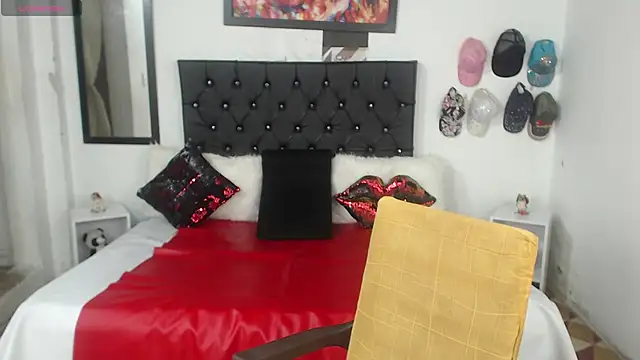 Snapshot of Sweetbigcatt chatting on 16, 3, 2025 Sweetbigcatt online show from 16, 3, 2025