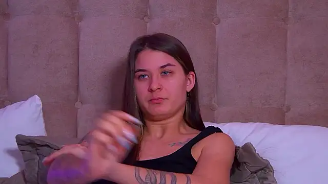 RachelSimpson online show from 24, 1, 2025