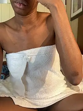 Jasmine FullsShine online show from 28, 2, 2025