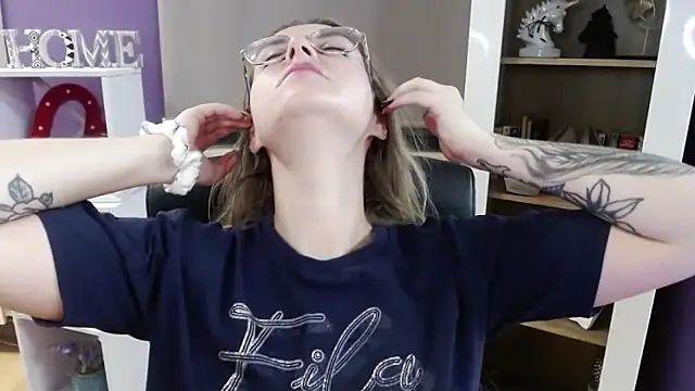 Snapshot of Zoey_Erotic chatting on 3, 12, 2025 Zoey Erotic online show from 3, 12, 2025