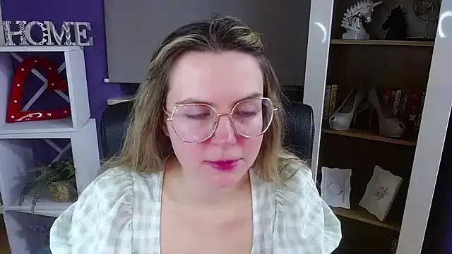 Zoey Erotic online show from 12, 1, 2026