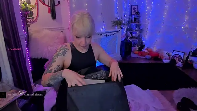 AliceW0lf online show from 22, 11, 2025