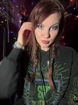 courtneyoccult online show from 14, 12, 2025