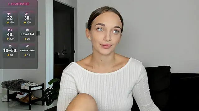 minimaya online show from 25, 1, 2025