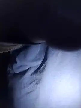 Snapshot of 29liquid1989 chatting on 4, 1, 2025 29liquid1989 online show from 4, 1, 2025