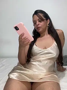 Snapshot of Kataliina chatting on 1, 3, 2025 Kataliina online show from 1, 3, 2025