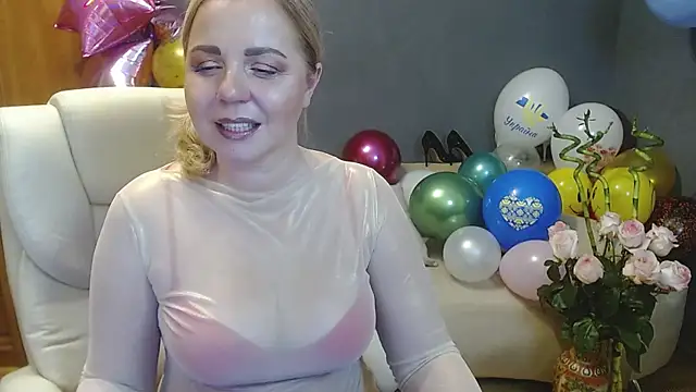 Cute sun online show from 11, 12, 2024