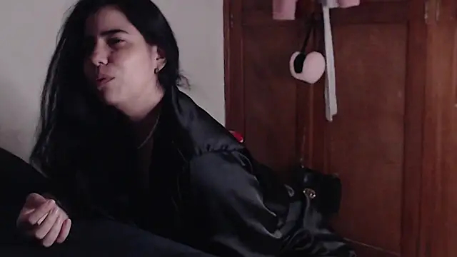 Snapshot of sex_mia chatting on 17, 12, 2025 sex mia online show from 17, 12, 2025