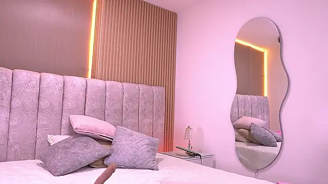 violeta aroca online show from 24, 2, 2026