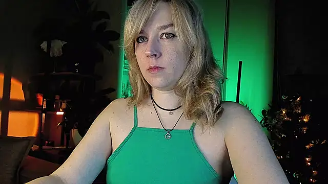 Snapshot of 5_in_one chatting on 22, 12, 2024 5 in one online show from 22, 12, 2024