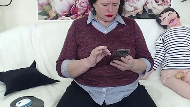 FlaviaSquirts online show from 19, 2, 2025