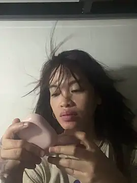 pinay4uwithagoodheart online show from 11, 4, 2026