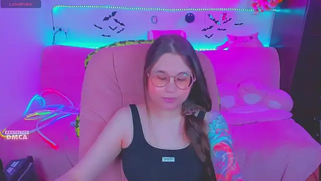 Lolisuccub online show from 25, 5, 2026
