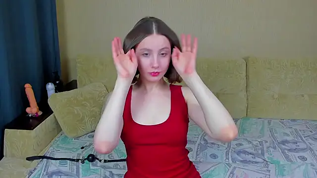Snapshot of Little_Sweet_Kittens chatting on 5, 2, 2025 Little Sweet Kittens online show from 5, 2, 2025