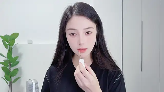 HaagenDazs  online show from 10, 9, 2025