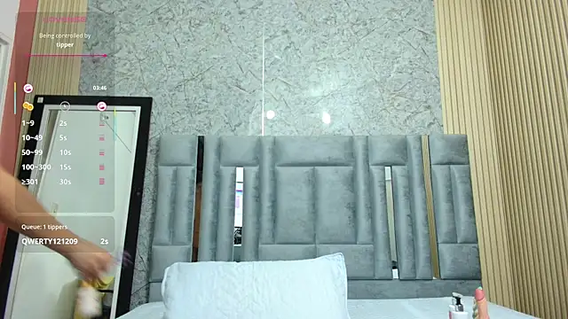 veronicaroose  online show from 4, 2, 2026