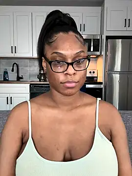 CandyLuxxxx online show from 18, 9, 2025