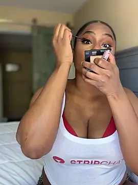 CandyLuxxxx online show from 18, 6, 2026