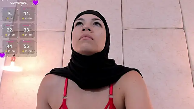 aisha vs online show from 7, 2, 2025