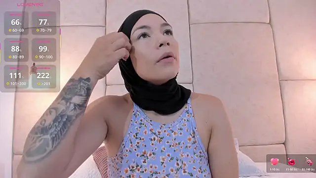 aisha vs online show from 13, 11, 2025