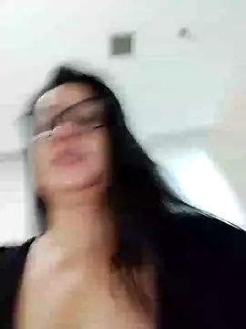 keilymadam online show from 17, 1, 2025