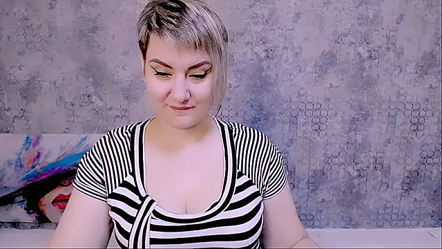 Djullia online show from 9, 10, 2025