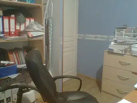 Snapshot of manubm03 chatting on 17, 5, 2026 manubm03 online show from 17, 5, 2026