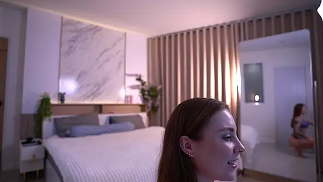 Cute Foxyxh online show from 21, 6, 2026