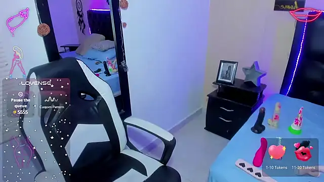 mila katts online show from 22, 1, 2025