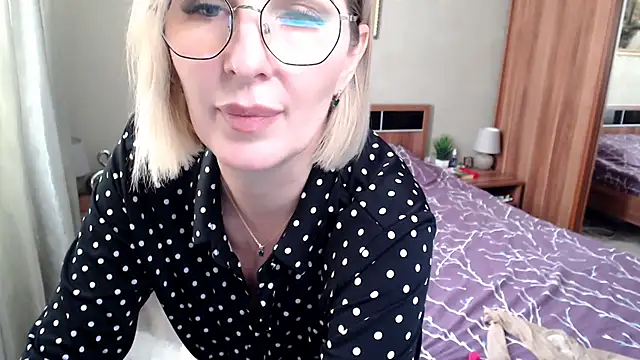 sensualEmilia online show from 20, 3, 2026