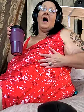 Snapshot of davisdesires@xh chatting on 9, 9, 2025 davisdesiresxh online show from 9, 9, 2025