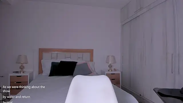 mia hank online show from 20, 12, 2024