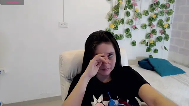 tania sweet   online show from 17, 12, 2025