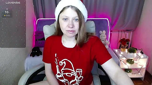 Snapshot of alekasamui chatting on 25, 12, 2024 alekasamui online show from 25, 12, 2024
