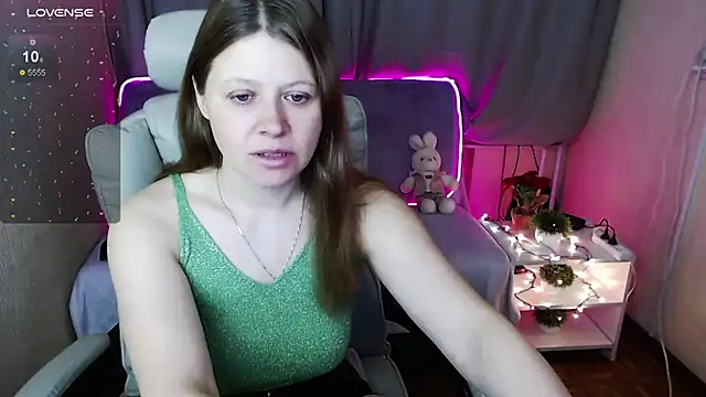 Snapshot of alekasamui chatting on 17, 1, 2025 alekasamui online show from 17, 1, 2025