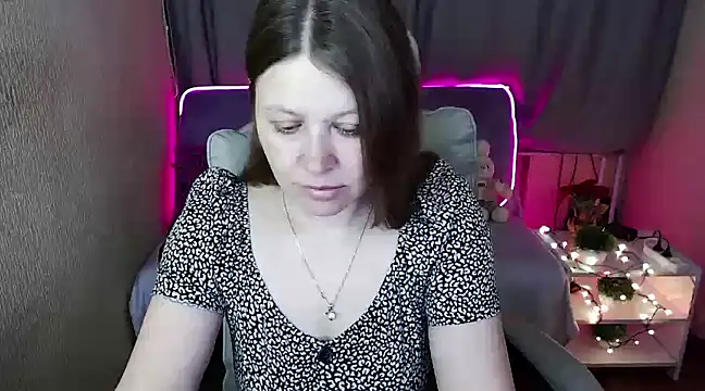 Snapshot of alekasamui chatting on 29, 1, 2025 alekasamui online show from 29, 1, 2025