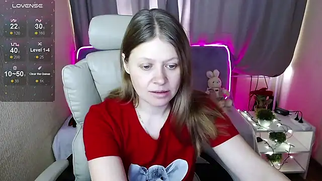 Snapshot of alekasamui chatting on 25, 2, 2025 alekasamui online show from 25, 2, 2025