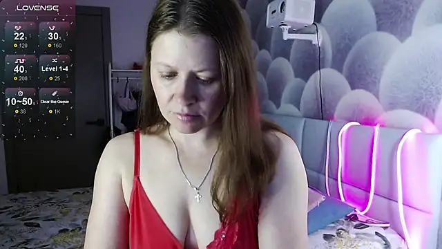 Snapshot of alekasamui chatting on 4, 10, 2025 alekasamui online show from 4, 10, 2025