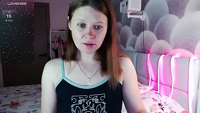 Snapshot of alekasamui chatting on 18, 10, 2025 alekasamui online show from 18, 10, 2025